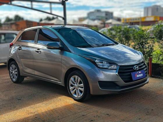 HYUNDAI HB20 1.6 COMFORT PLUS 16V FLEX 4P MANUAL
